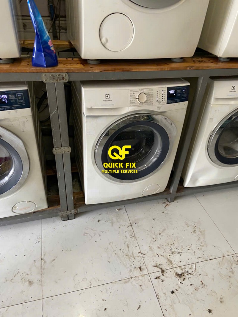 Máy Giặt Bám Cặn Bẩn? Đặt Lịch Vệ Sinh Lồng Giặt Quận 12 Tận Nhà