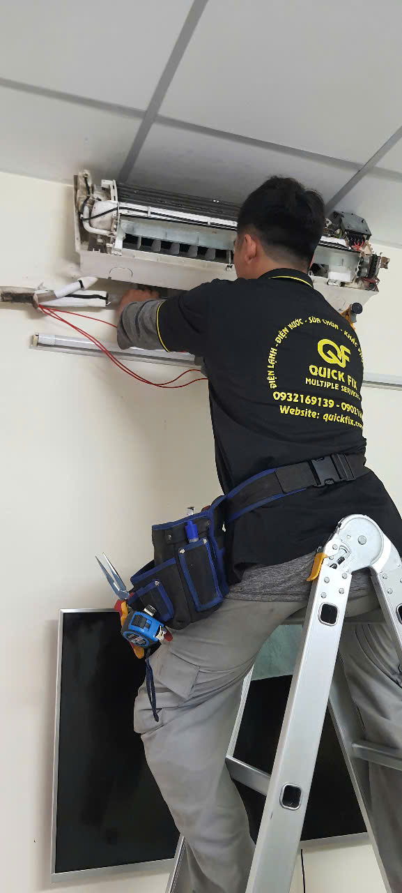 Cần Thợ Vệ Sinh Sửa Máy Lạnh Quận 10 , Alo ngay 0932.169.139