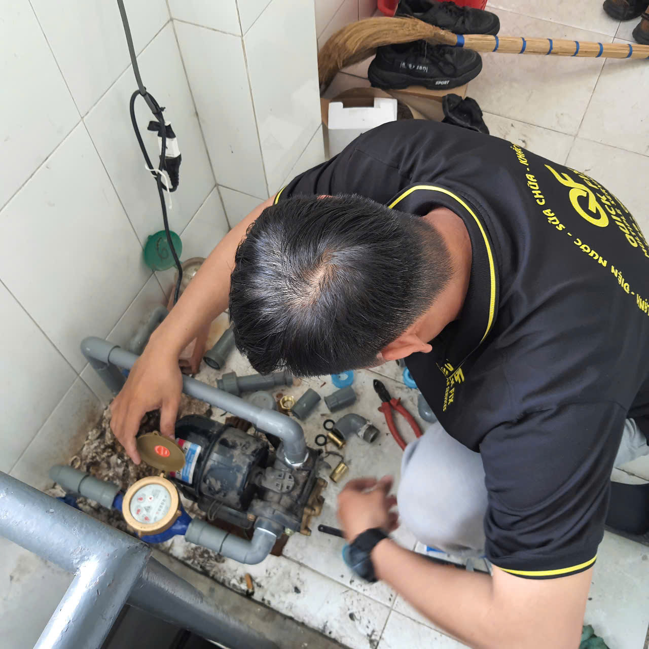 #1 Nhận sửa máy bom nước Quận 1, 2, 3, 4, 5, 6 - tận nơi