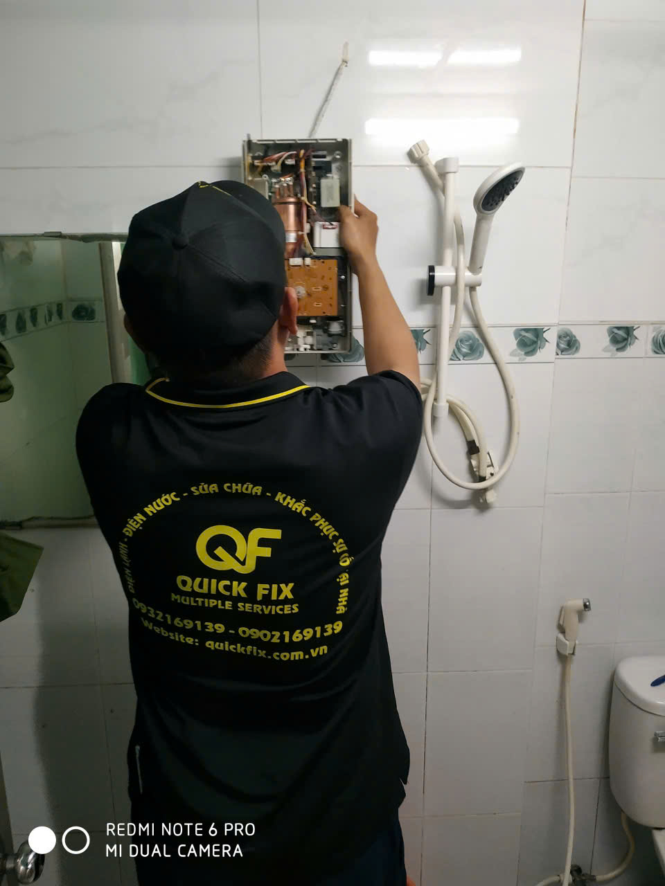 Sửa Máy Nước Nóng Tại Nhà Quận 1 - Có Mặt Sau 15 Phút