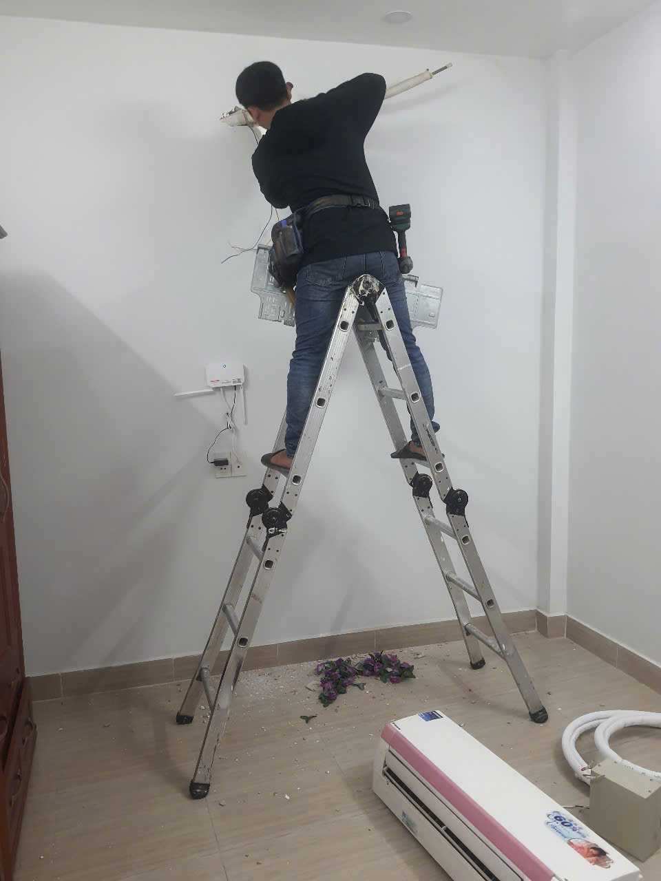 Thợ Sửa Máy Lạnh Quận Gò Vấp HCM Tận Nơi | Quick Fix Có Mặt Sau 30 Phút