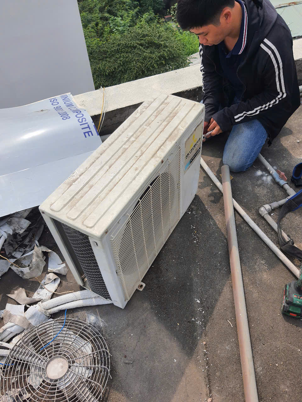 Sửa Máy Lạnh Tại Nhà 24/7-Thợ Giỏi Đến Ngay Sau 15 Phút