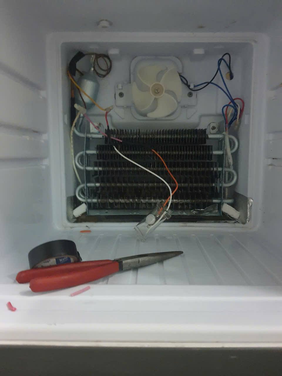 Sửa Tủ Lạnh Quận Tân Phú HCM | Sửa Nhanh Mọi Hư Hỏng – Quick Fix Có Mặt Sau 30 Phút