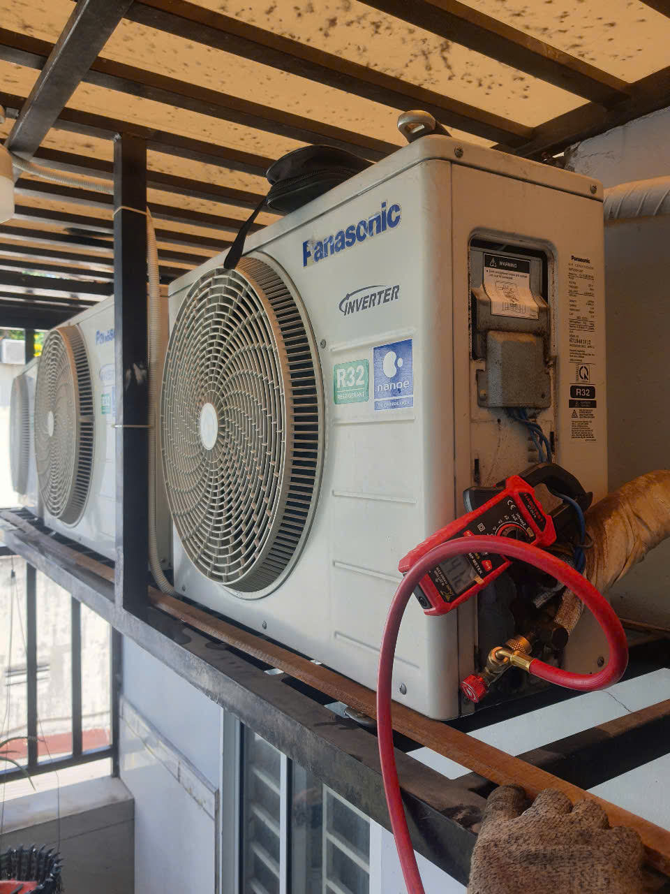 Vệ Sinh Sửa Máy Lạnh Quận 8 Tại Nhà - Uy Tín, Nhanh Chóng