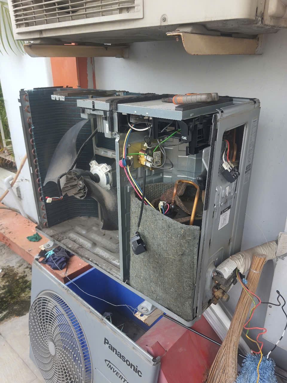 Thu Mua Máy Lạnh Cũ Tại Tân Bình TPHCM - Mua Giá Cao, Uy Tín