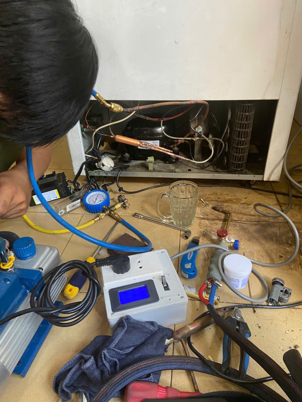 Thợ Sửa Tủ Lạnh Giỏi TP.HCM – Có Mặt Nhanh 30 Phút tại Hóc Môn