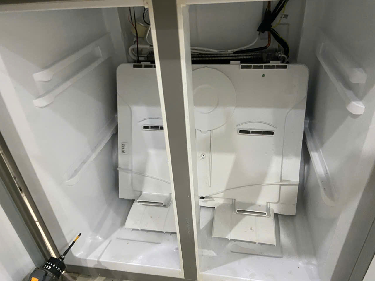 Đơn Vị Sửa Tủ Lạnh Quận Tân Phú Gọi Ngay Tư Vấn Miễn 0932.169.139