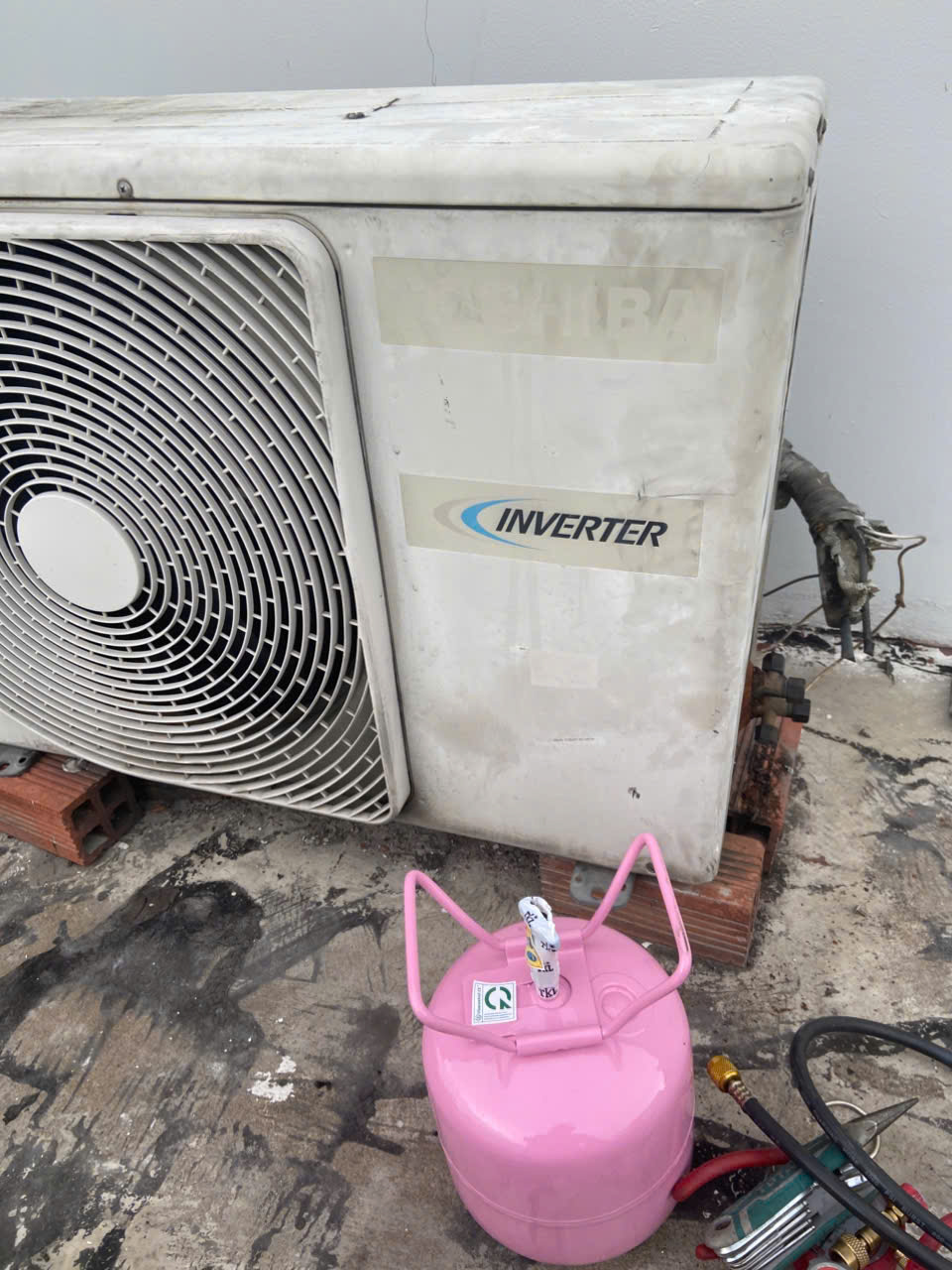 Thay Block Máy Lạnh & Nạp Gas Máy Lạnh Quận 10 HCM – Nhanh Chóng, Uy Tín