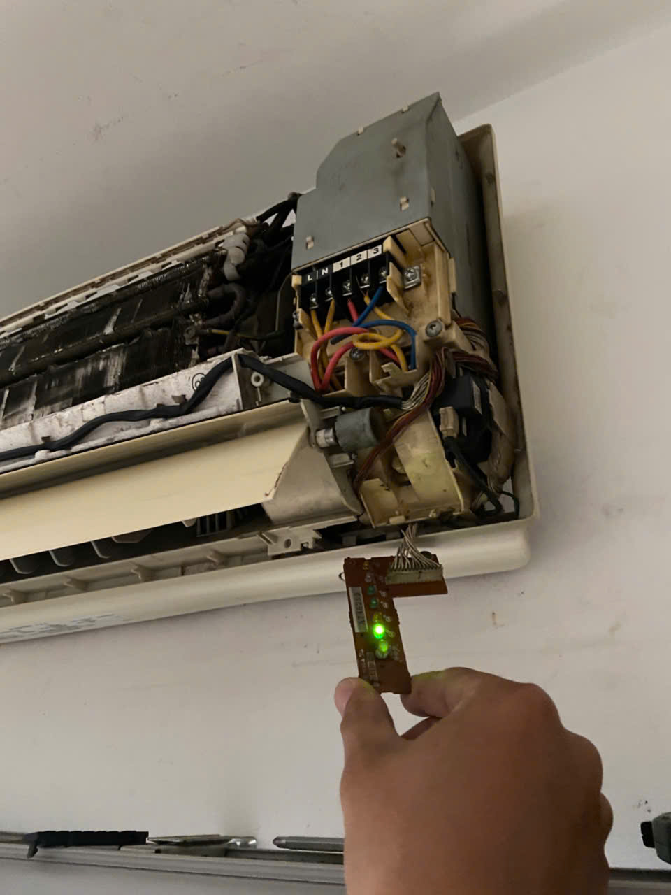 Dịch Vụ Sửa Máy Lạnh Quận Tân Bình TPHCM – Nhanh, Chuyên Nghiệp