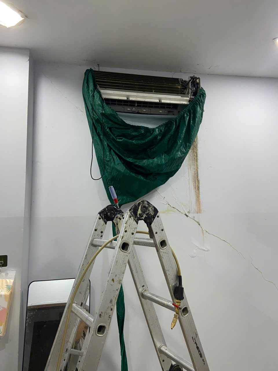 Vệ Sinh Sửa Máy Lạnh Quận 11 Gần Khu Vực Bạn, Lh 0932.169.139