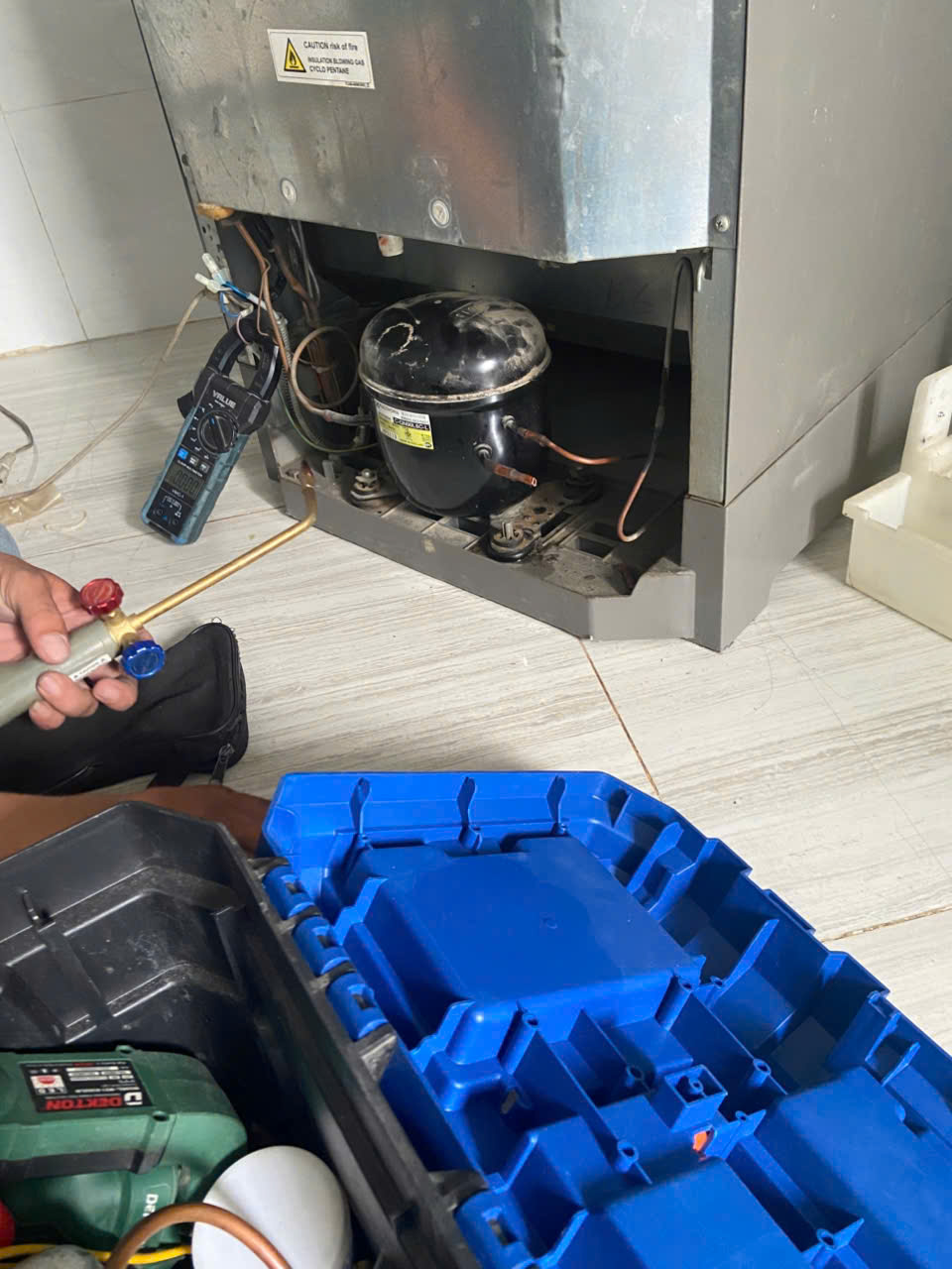 Sửa Tủ Lạnh Quận Tân Bình HCM | Quick Fix – Chuyên Nghiệp, Uy Tín