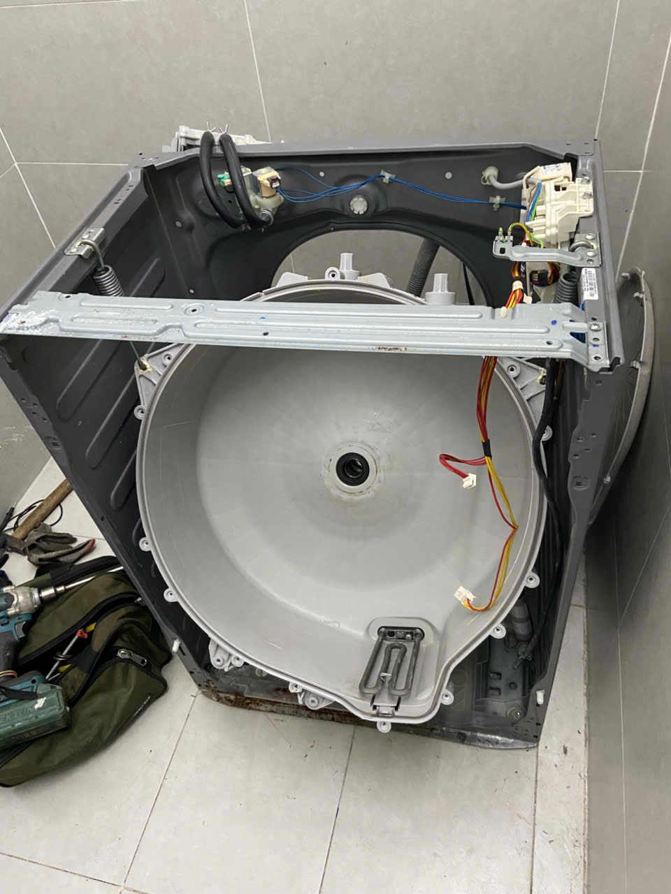 Nhận Vệ Sinh Sửa Máy Giặt Quận 5 TpHCM Uy Tín – Có Mặt Nhanh 15 Phút