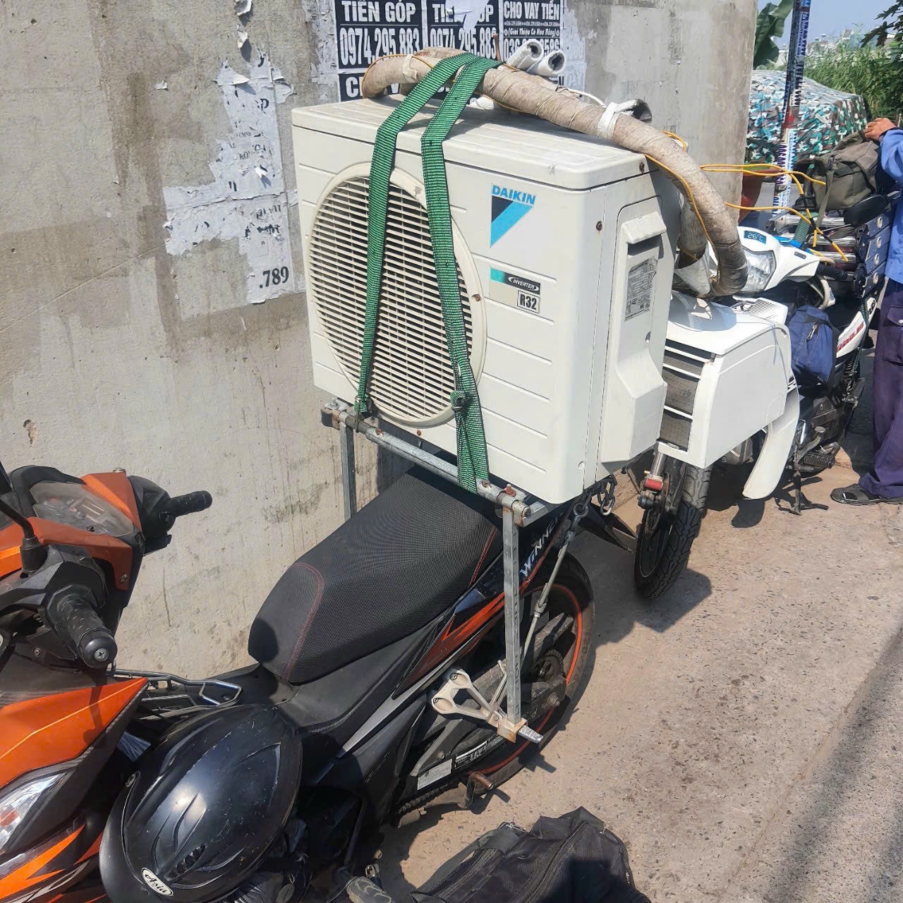 Thu Mua Máy Lạnh Cũ Số Lượng Lớn Bình Tân: Giá Cao, Thu Tận Nơi