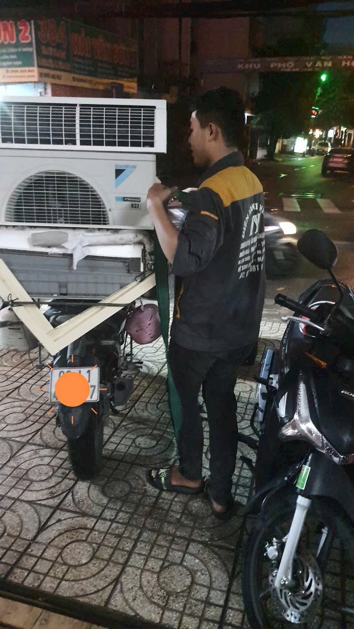 Thu Mua Máy Lạnh Cũ Quận 1 TPHCM: Đến Nhanh 15p, Bao Tháo Dỡ