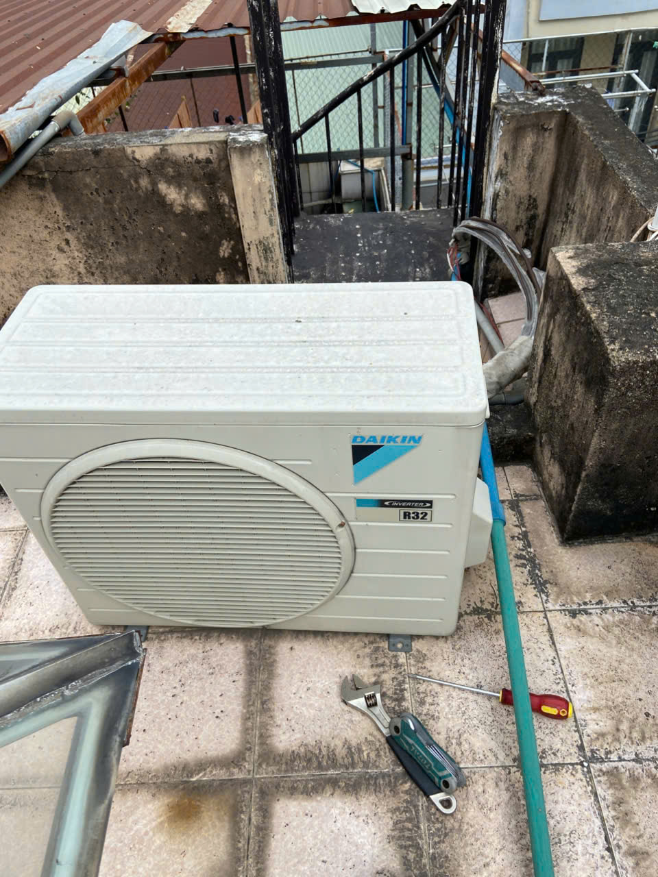 Thanh lý điều hòa cũ Tân Bình – Nhận máy treo tường, âm trần, tủ đứng