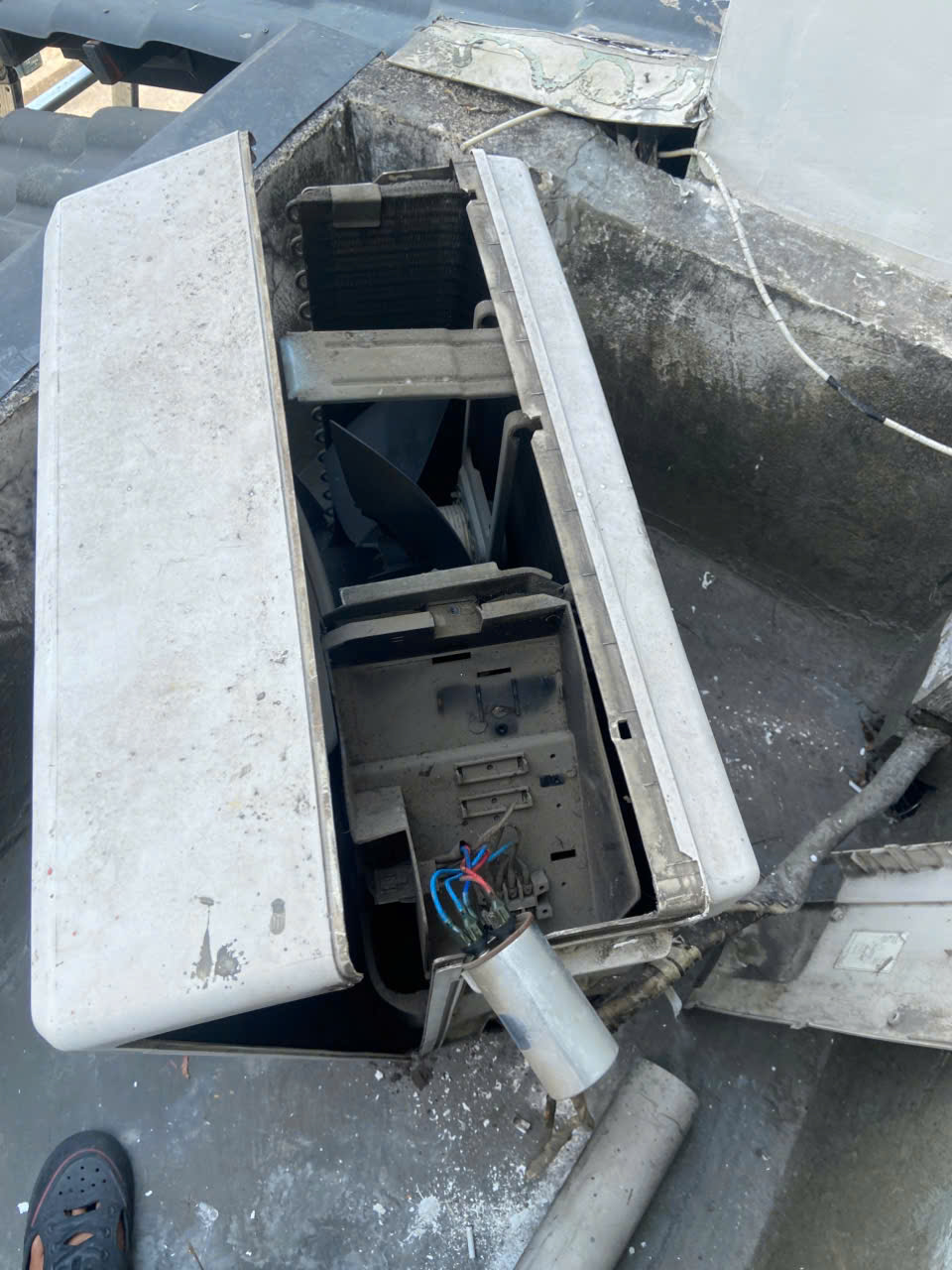 Sửa Máy Lạnh Inverter Quận Gò Vấp - Giải Pháp Phục Hồi Công Nghệ #TOP1