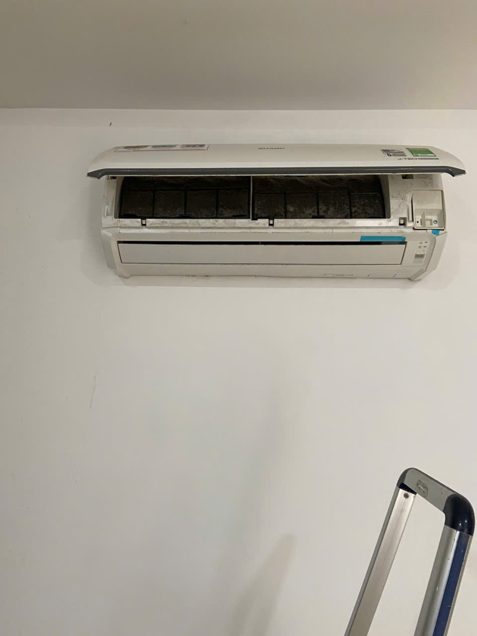 Thu Mua Máy Lạnh Cũ Quận 4 Định Giá Cao Nhất - Thu Tại Nhà