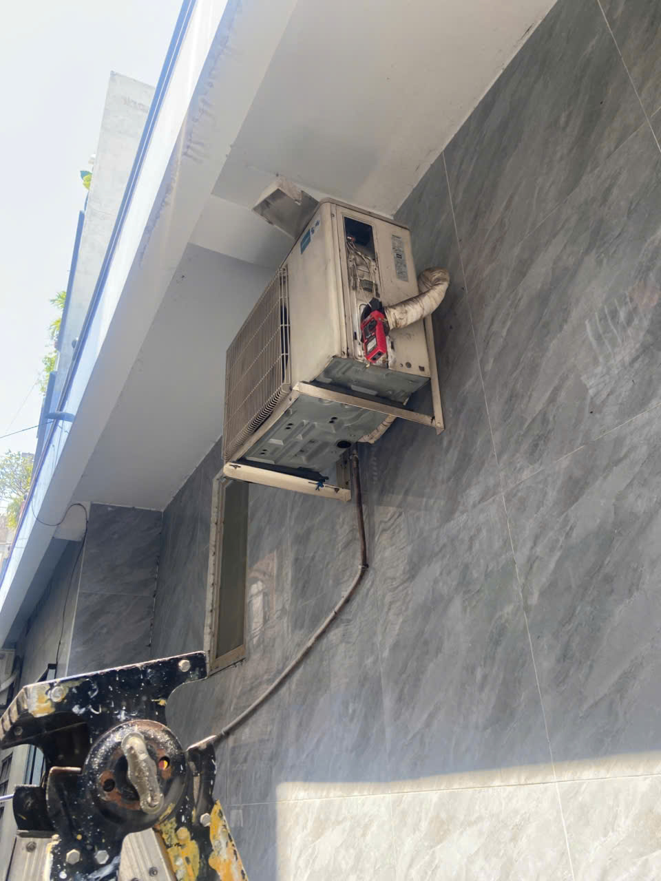 [ *& ] Sửa Máy Lạnh TPHCM - Giải Pháp Phục Hồi Hiệu Suất