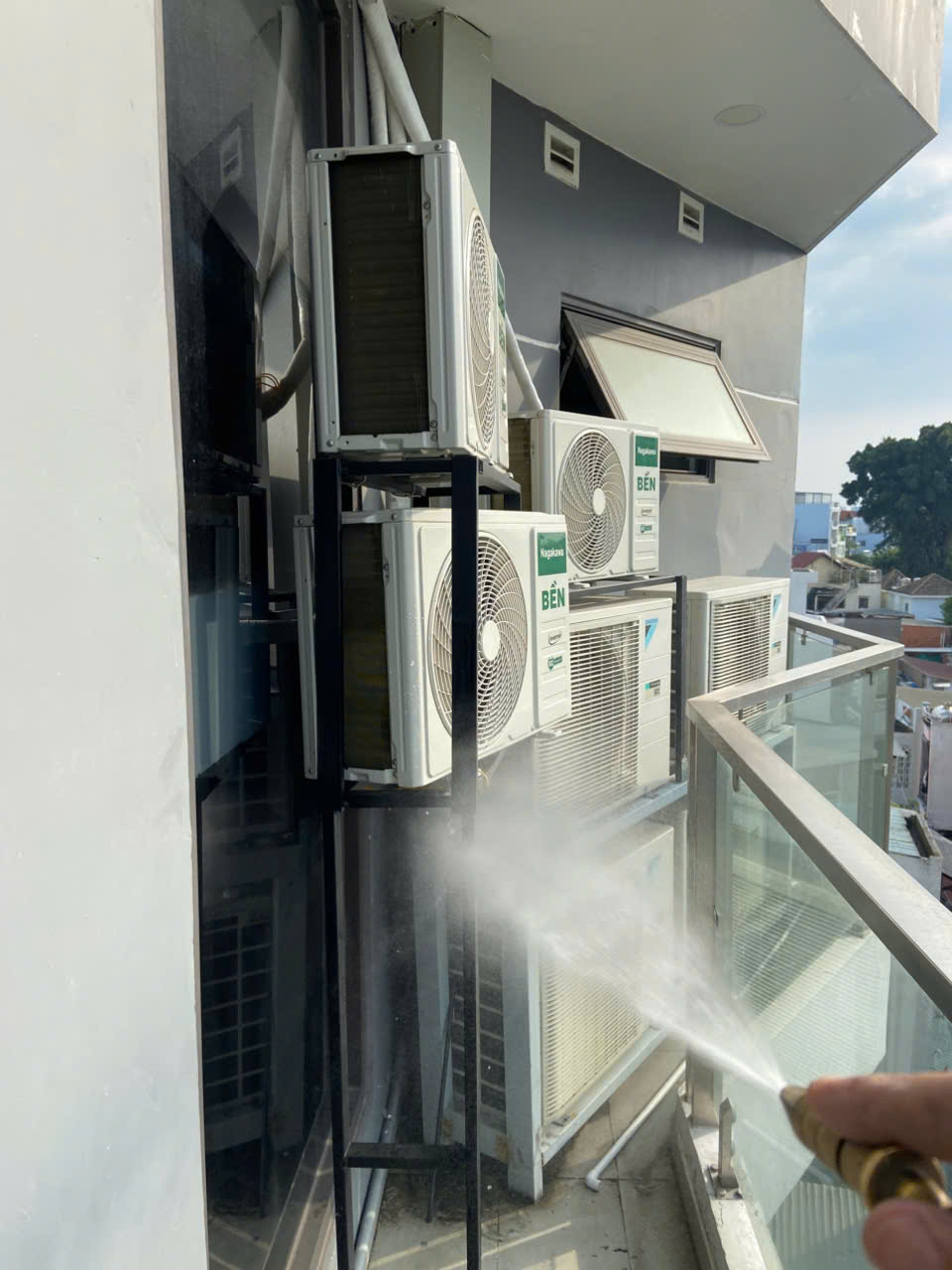 Sửa Chữa Vệ Sinh Máy Lạnh Quận Tân Phú:【30 Phút Có Mặt Lh 0932.169.139】