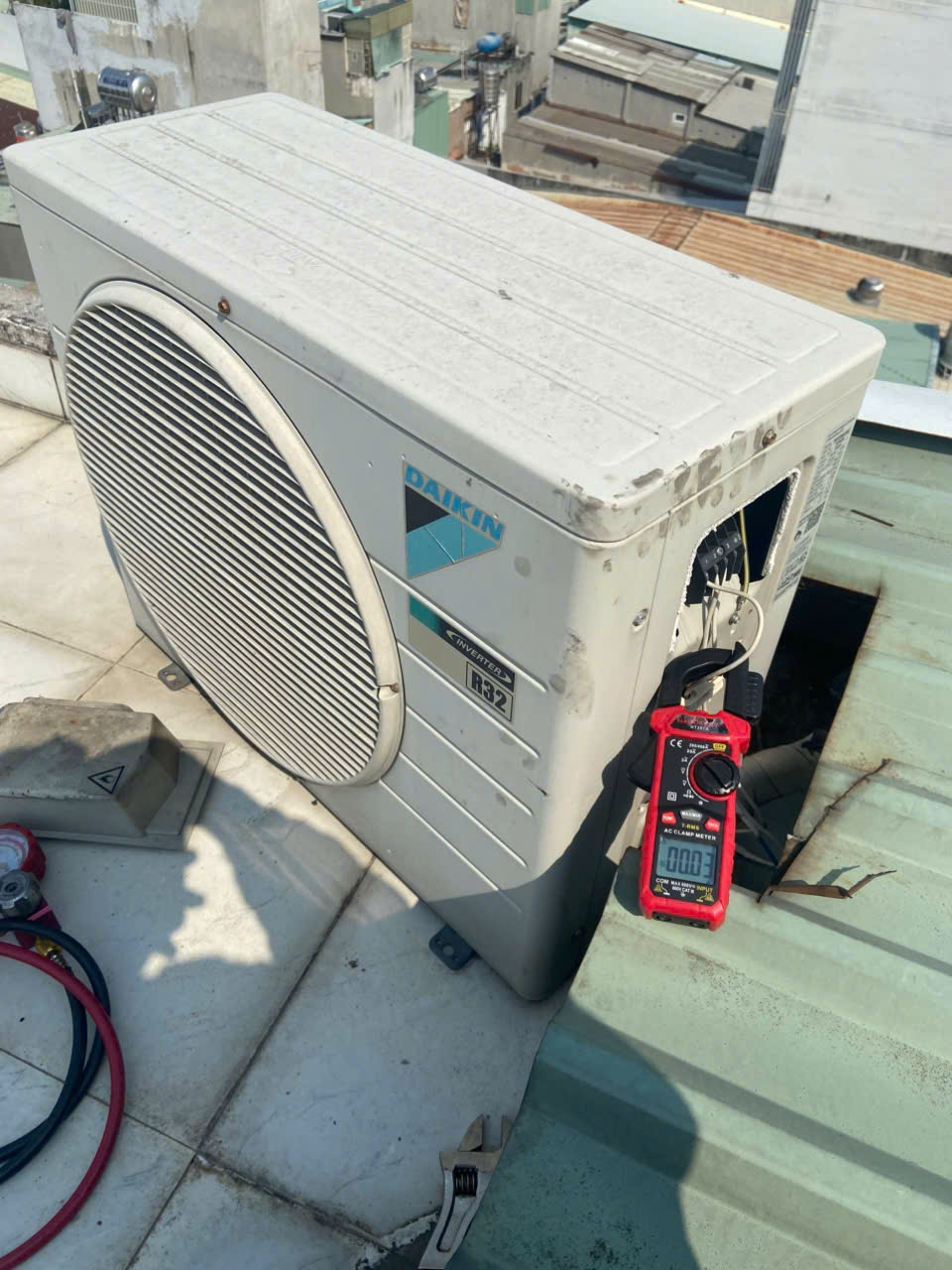 Nguyên nhân máy lạnh bị thiếu gas | Làm sao biết máy lạnh bị thiếu gas?