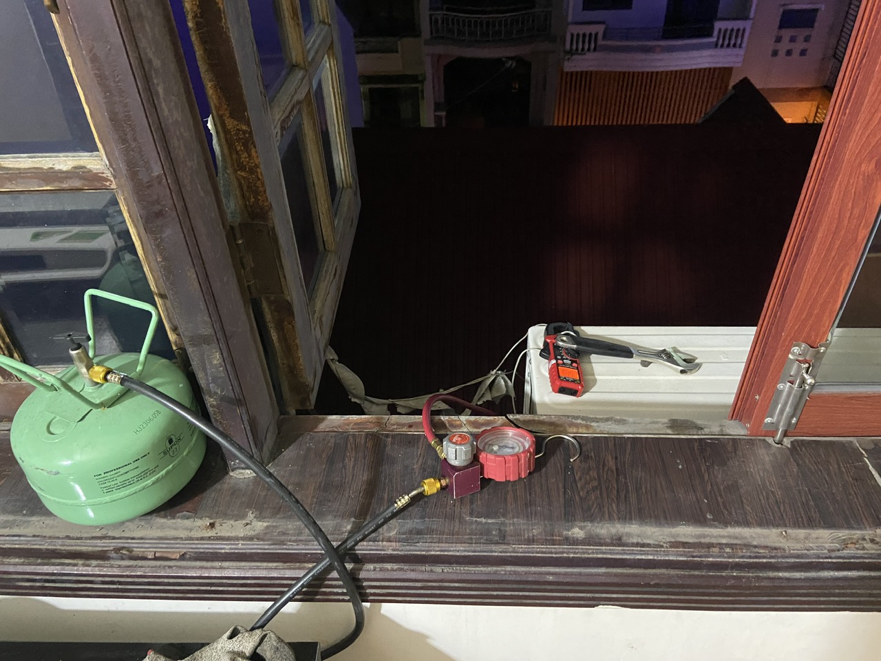 [ *& ] Thu Mua Máy Lạnh Cũ Quận 1 – Giá Cao, Thu Tận Nhà #TOP1