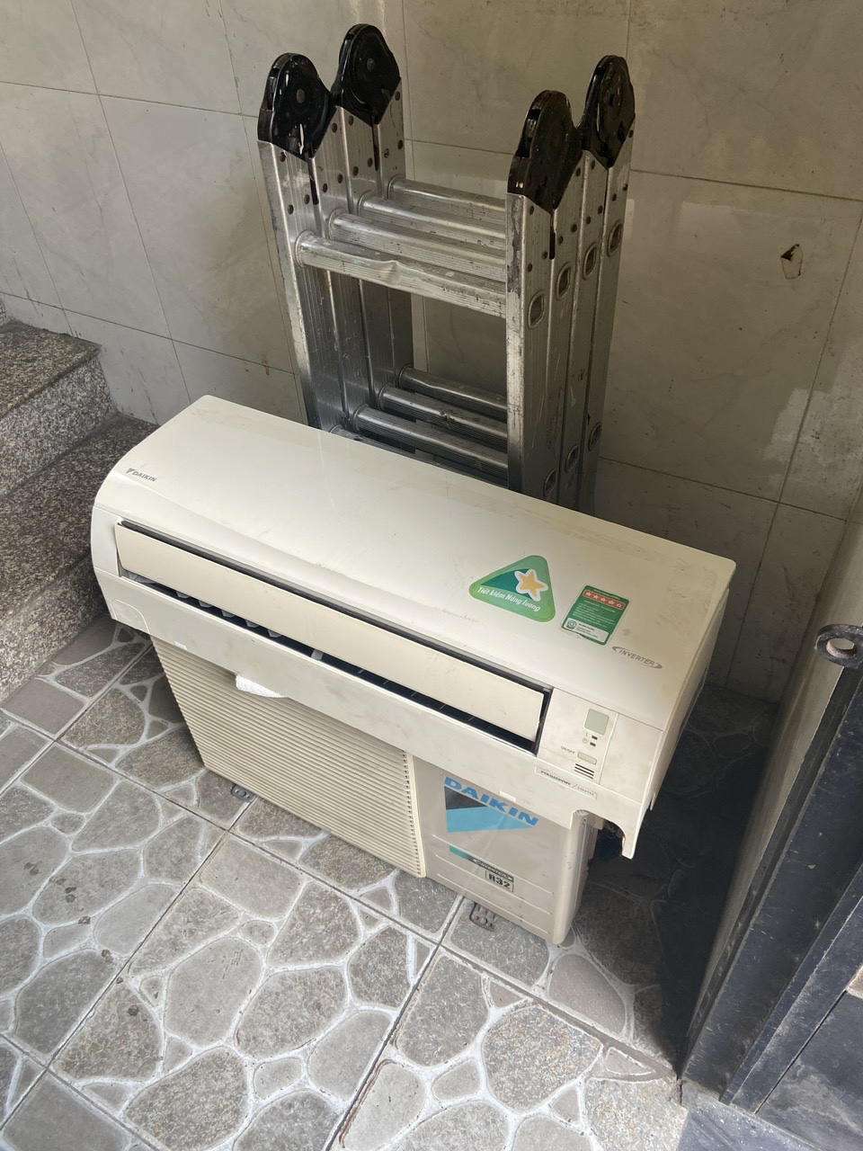 Địa Chỉ Thu Mua Máy Lạnh Cũ Quận 1 HCM Giá Cao 【Đại 0932.169.139】