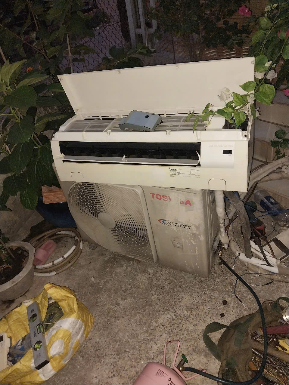 Dịch Vụ Thu Mua Máy Lạnh Cũ Quận 4 HCM 【Đại 0932.169.139】