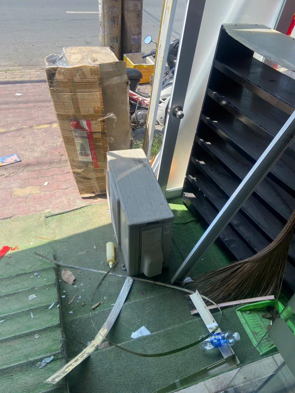 Thu Mua Máy Lạnh Cũ Quận Tân Bình - Giải Pháp Thanh Lý Nhanh #TOP1