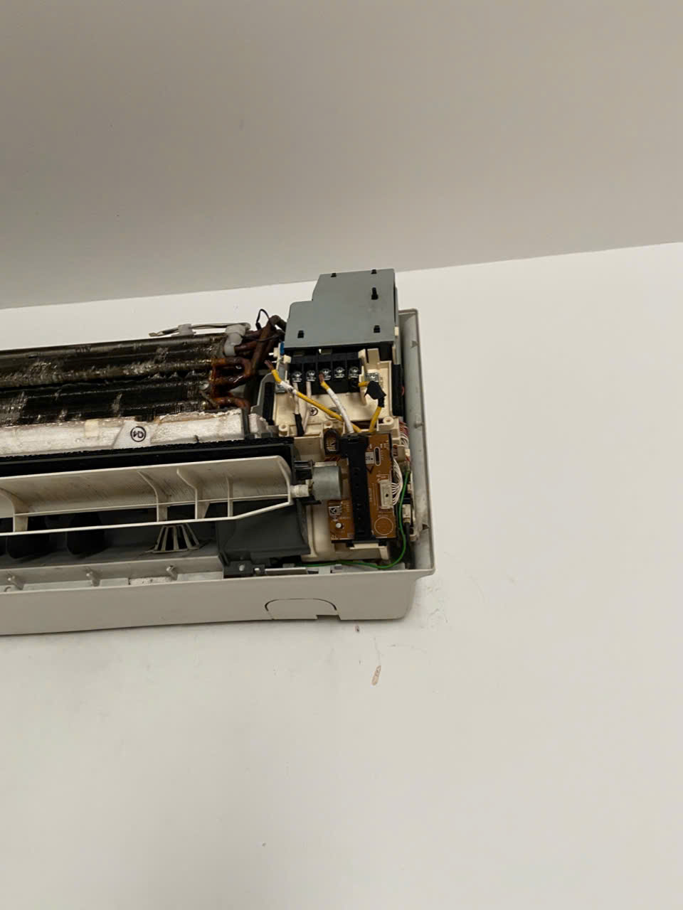 Sửa Máy Lạnh Không Lạnh Quận Tân Bình – Quick Fix Nhanh Chóng, Uy Tín