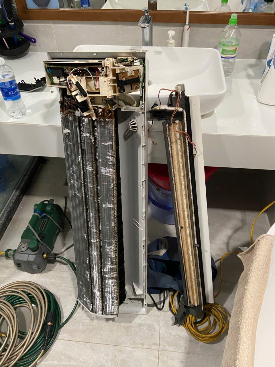 Máy Lạnh Không Lạnh – 10 Nguyên Nhân Phổ Biến Nhất 2025