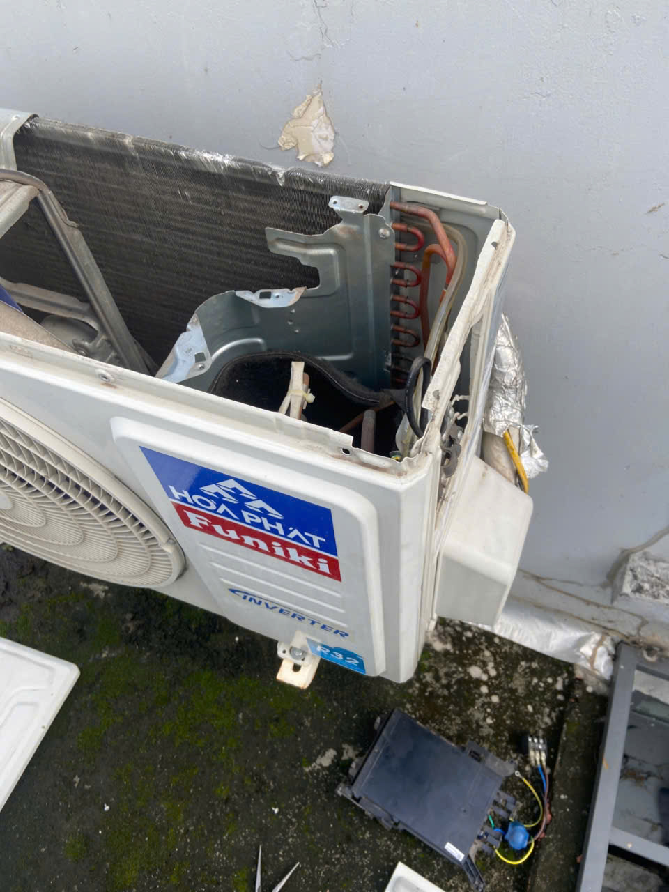 Vệ Sinh & Sửa Máy Lạnh Quận Tân Bình Giá Rẻ - ĐIỆN LẠNH QUICK FIX: Có Mặt Nhanh Trong 15 Phút, Khắc Phục Triệt Để!