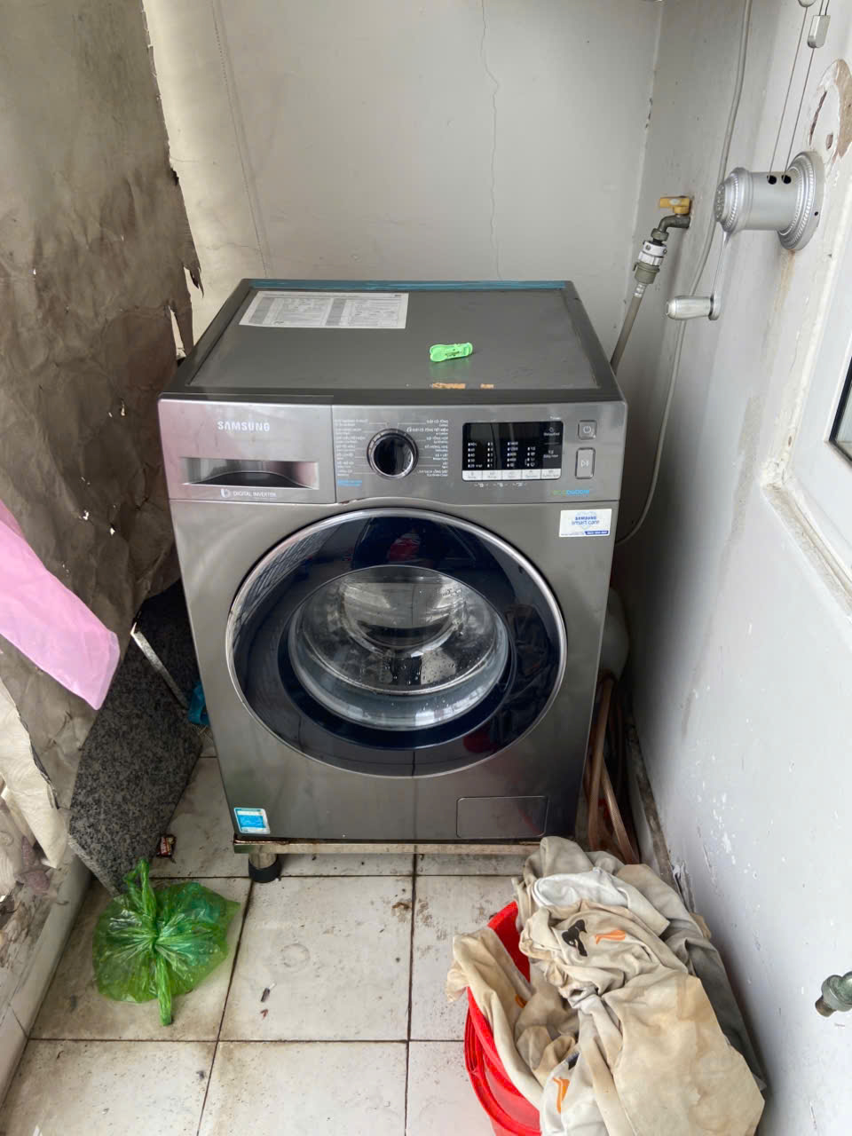 thay chảng ba máy giặt cửa trước + vệ sinh lồng giặt