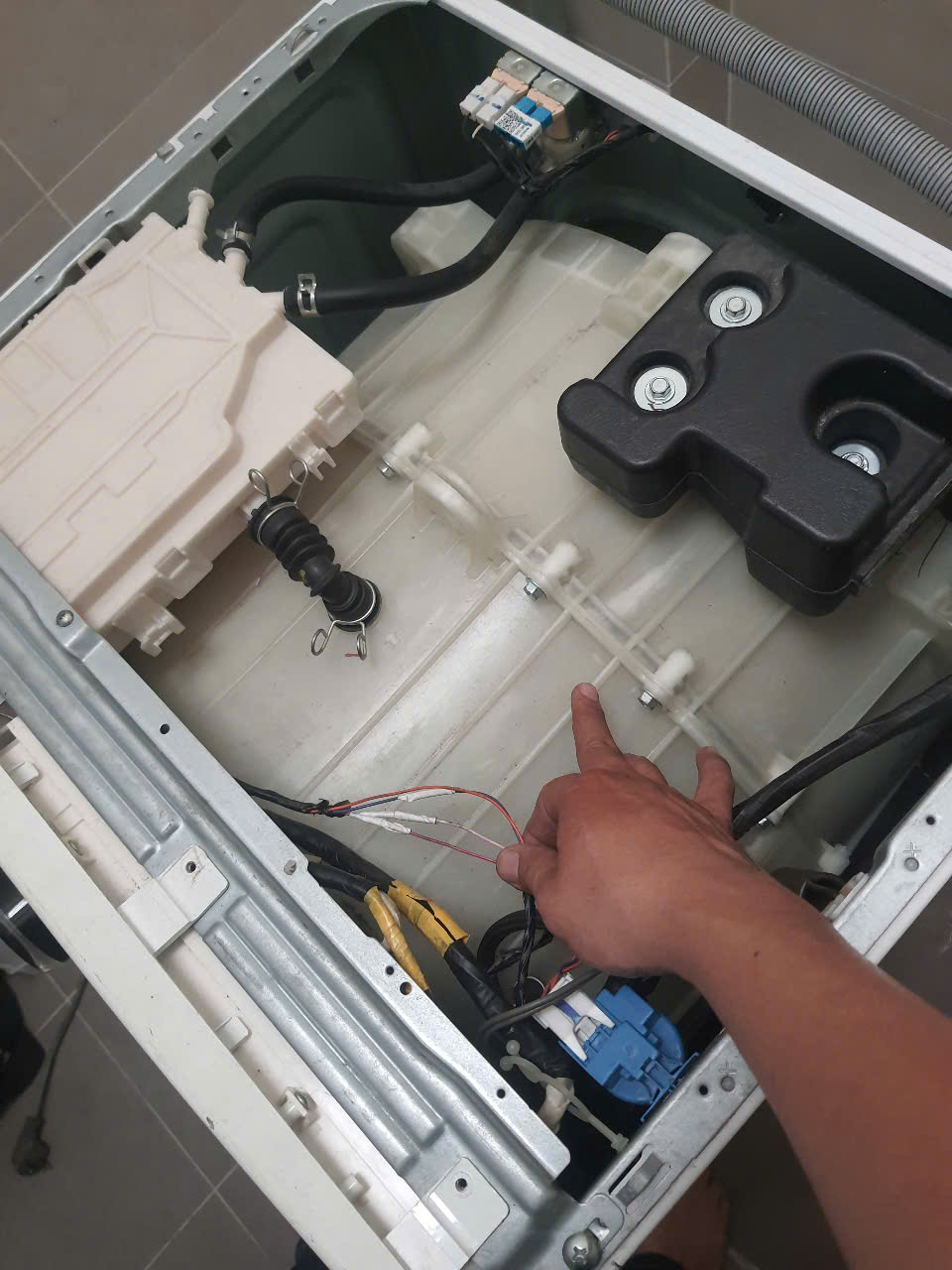 Vệ sinh, bảo dưỡng định kỳ #1 Gọi Thợ Sửa Máy Giặt Quận Tân Phú tphcm | có mặt ngay sau 30 phút