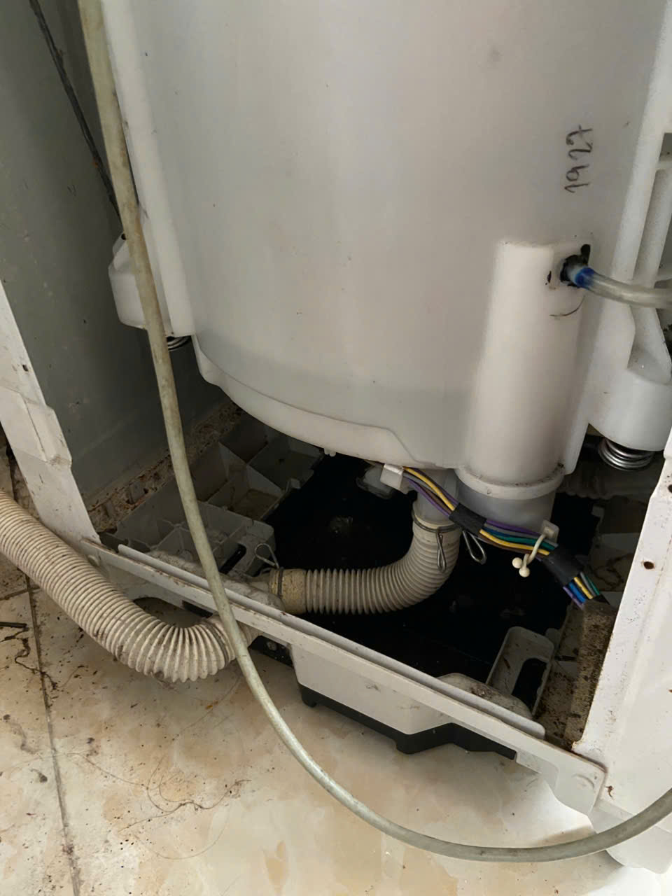 VỆ SINH SỬA MÁY GIẶT QUẬN 11 GIÁ RẺ | CÓ MẶT NHANH TRONG 15 PHÚT – UY TÍN, CHUYÊN NGHIỆP