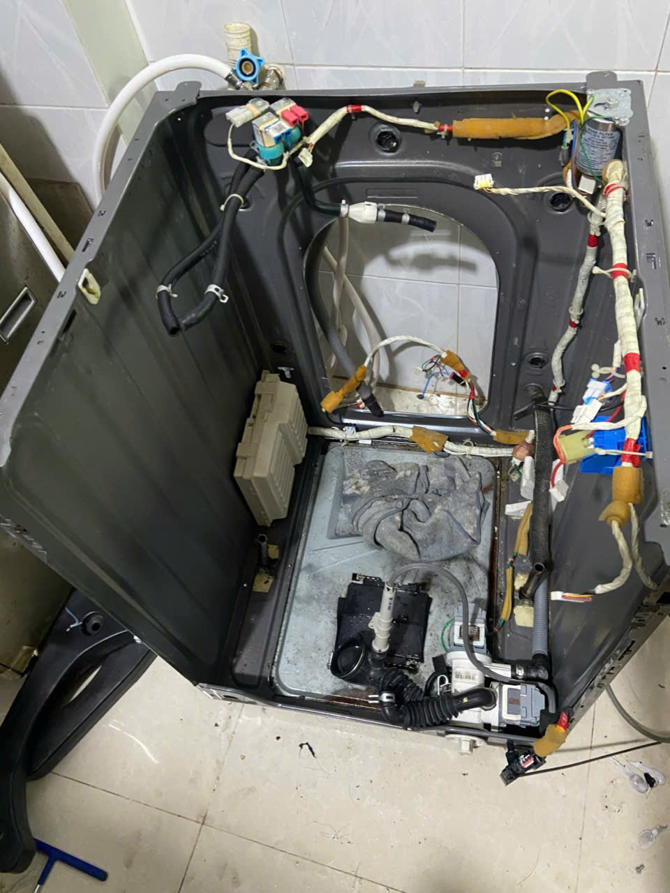 Vệ Sinh Với Sửa Máy Giặt Cửa Trước TPHCM - Giải Pháp Xử Lý Triệt Để #TOP1