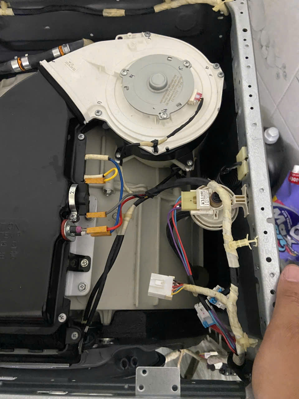 Vệ Sinh Với Sửa Máy Giặt Cửa Trước TPHCM - Giải Pháp Xử Lý Triệt Để #TOP1